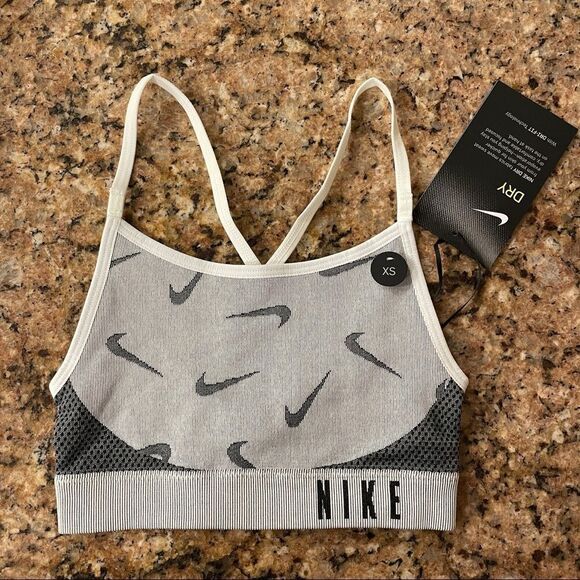 Nike Girls Indy Seamless Sports Bra New With Tags XS - Picture 4 of 11